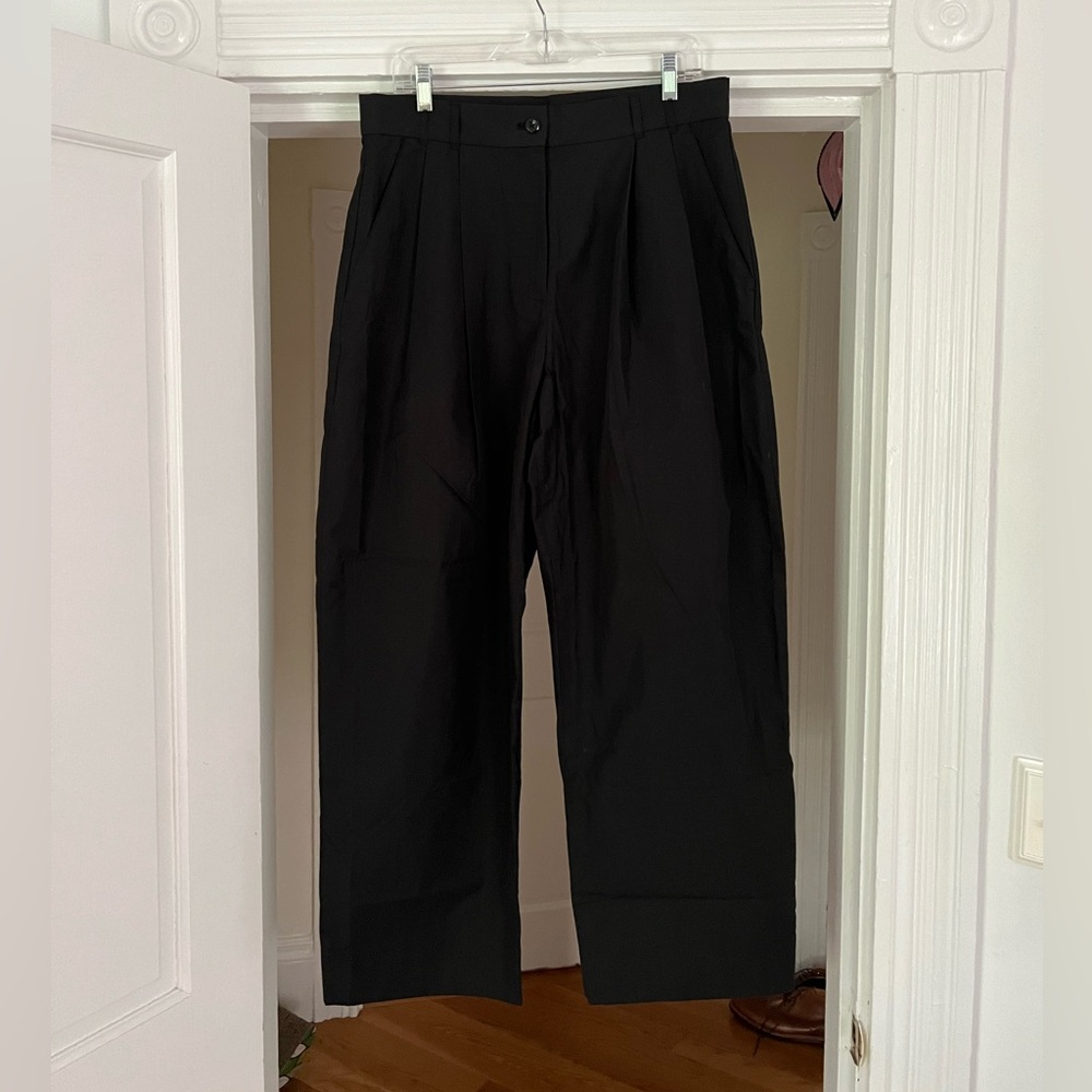 Banana Republic Avila Barrel-Leg Pant